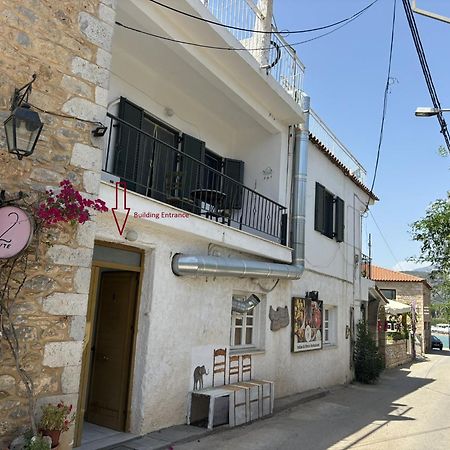 Stoupa Beachside Retro Apartment エクステリア 写真